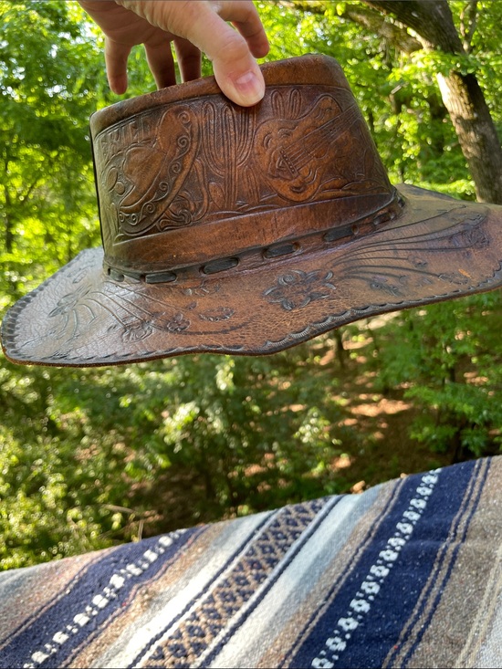 Accessories - VINTAGE HAND TOOLED EMBOSSED AND STITCHED LEATHER COWBOY HAT